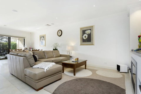 LA DOLCE VITA RETREAT - RYE - Tweed Heads Accommodation 1