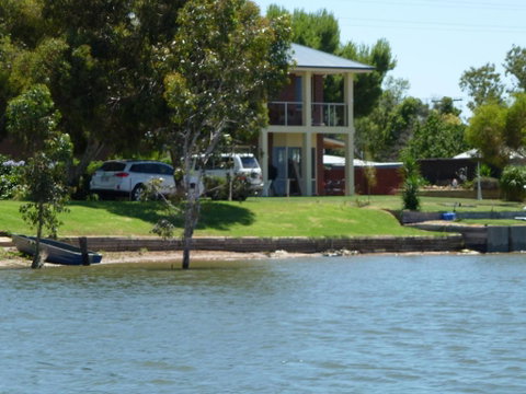 Lake Boga Waterfront Holiday House - Tweed Heads Accommodation 0