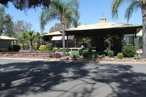 Lake Forbes Motel - Tweed Heads Accommodation 0