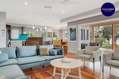 LAKEFRONT And SUNSET HAVEN - Tweed Heads Accommodation 0