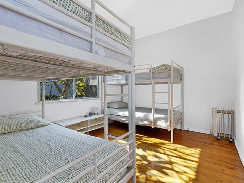 Lakes Edge Cottage - Tweed Heads Accommodation 1
