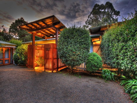 Laurels - Tweed Heads Accommodation 0