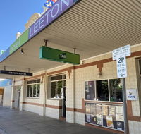 Leeton Hotel - Tweed Heads Accommodation
