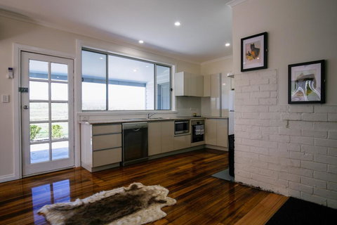 Leichhardt Cottages - Tweed Heads Accommodation 2