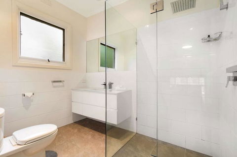 Lighthouse Cottage - Tweed Heads Accommodation 1