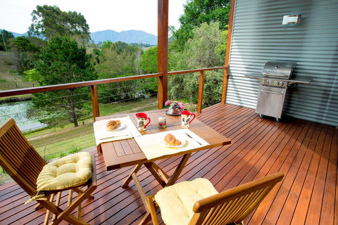 Lilypad Luxury Cabins - Tweed Heads Accommodation 1