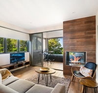 Luxury Hinterland Retreat - Family Suite with Hinterland and Ocean Views - Tweed Heads Accommodation