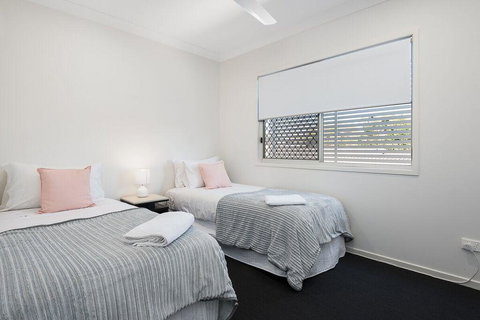 Luxury Home Close To Sleemans, QE2 Hospital & Griffith Uni - Tweed Heads Accommodation 3
