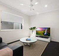Luxury Home close to Sleemans QE2 Hospital  Griffith Uni - Tweed Heads Accommodation