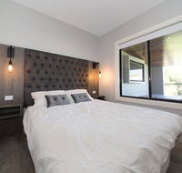 Luxury on Lewis - 6 Lewis Road - Tweed Heads Accommodation