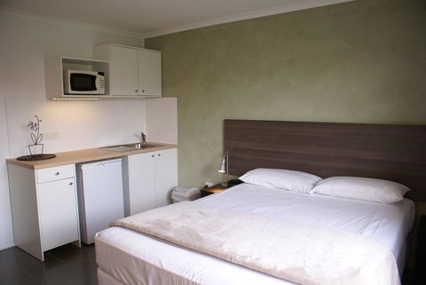 Mackay Motor Inn - Tweed Heads Accommodation 0