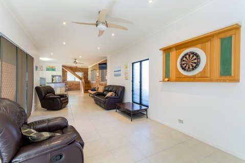 Magical Holiday Home - Welsby Pde, Bongaree - Tweed Heads Accommodation 1