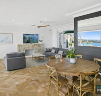 Manly Panorama - Northern Beaches Holiday House - Tweed Heads Accommodation