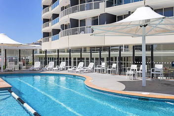 Mantra Twin Towns with Tweed Heads Accommodation