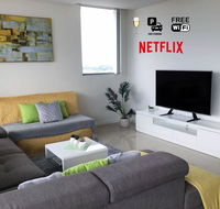 Mascot - Sydney City Views - Tweed Heads Accommodation