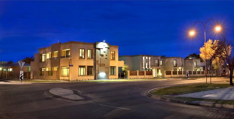 May Park Executive Apartments - Tweed Heads Accommodation 0
