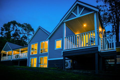 McCrae Lodge - Tweed Heads Accommodation 0