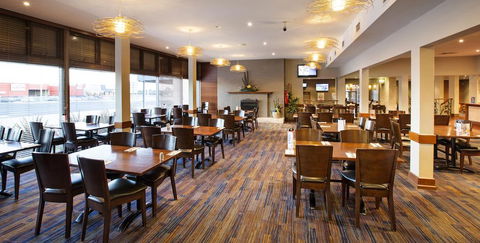 Meadow Inn Hotel-Motel - Tweed Heads Accommodation 3