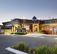 Meadow Inn Hotel-Motel - Tweed Heads Accommodation