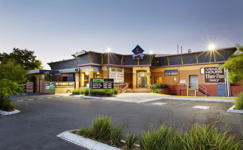 Meadow Inn Hotel-Motel - Tweed Heads Accommodation 0