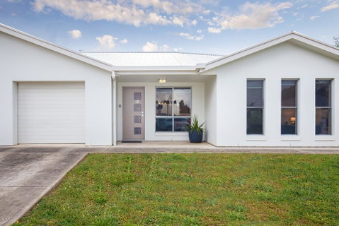 Megan House - Tweed Heads Accommodation 3
