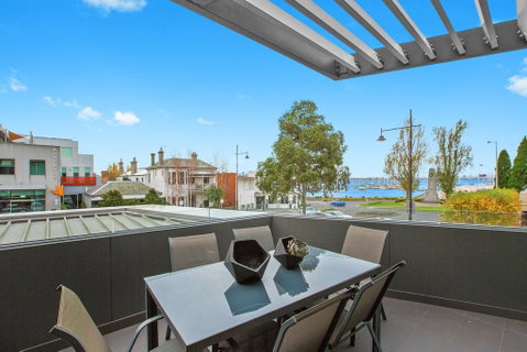 Melbourne Holiday Apartments Williamstown - Tweed Heads Accommodation 2