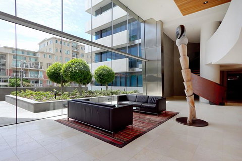 Melbourne Seaviews, Pool & Tennis - Tweed Heads Accommodation 2