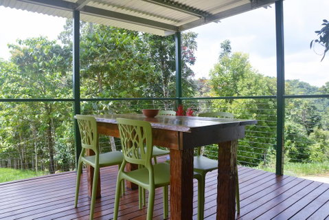 Mena Creek Flower House - Tweed Heads Accommodation 2