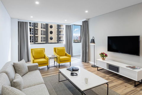 Meriton Suites Bondi Junction - Tweed Heads Accommodation 2
