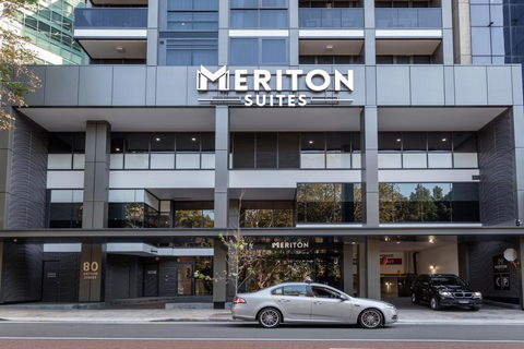 Meriton Suites North Sydney - Tweed Heads Accommodation 3