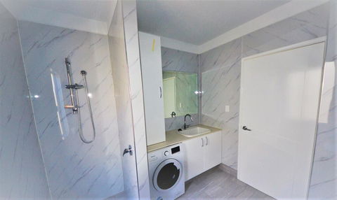 MERRIFIELD Foothill Suites - RELAXING LIFETYLE CHOICE - Tweed Heads Accommodation 1