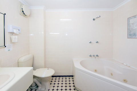 Mid City Motor Inn - Tweed Heads Accommodation 1