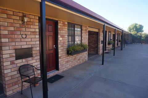 Miles Outback Motel - Tweed Heads Accommodation 2