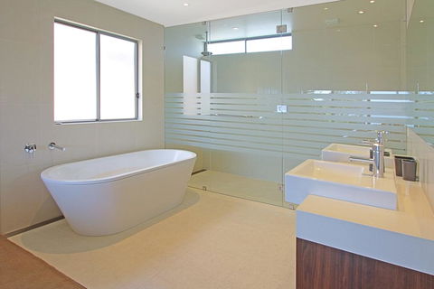 Mitchell 220 - BANNISTERS BEACH HOUSE - Tweed Heads Accommodation 3