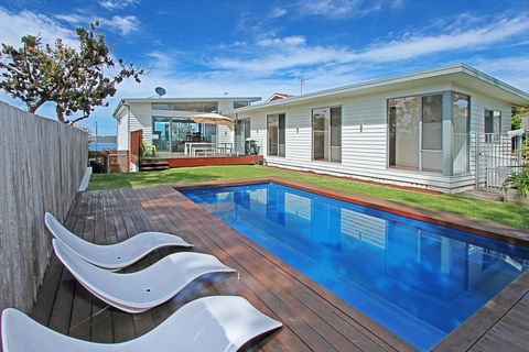Mitchell 220 - BANNISTERS BEACH HOUSE - Tweed Heads Accommodation 0