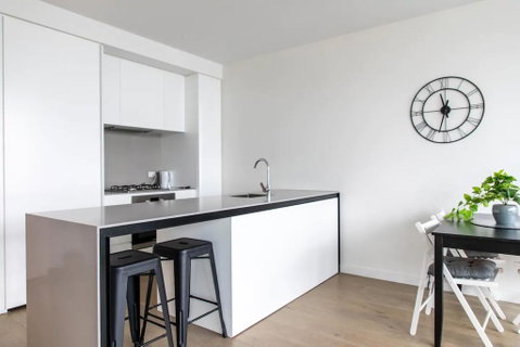 Modern 1 Bedroom Apartment With Rooftop Terrace And Spa - Tweed Heads Accommodation 3