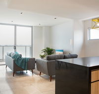 Modern 2 bedroom Apartment in the Heart of Burwood - Tweed Heads Accommodation