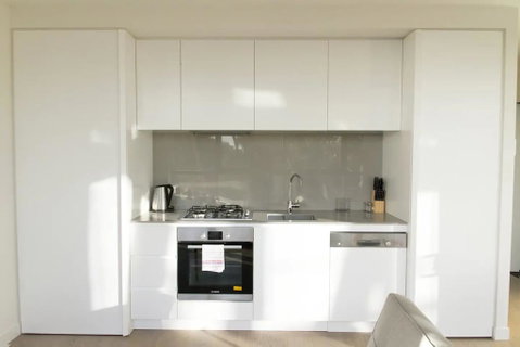 Modern Light-Filled 1 Bed In South Melbourne - Tweed Heads Accommodation 2