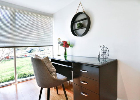 Mont Albert 2 Bedrooms Morden House - Tweed Heads Accommodation 1