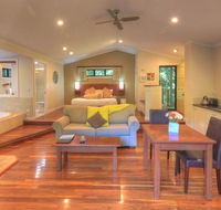 Montague's of Montville - Tweed Heads Accommodation