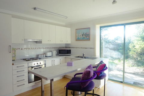 Moon House - Tweed Heads Accommodation 2