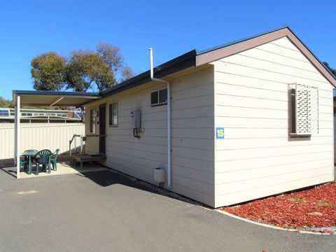 Moonta Bay Cabins - Tweed Heads Accommodation 1