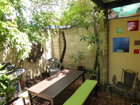 Morgano's Fish - Tweed Heads Accommodation 0