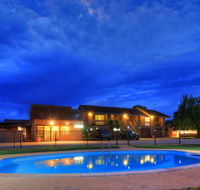 Motel Meneres - Tweed Heads Accommodation
