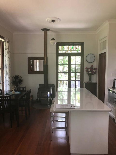 Mount Browne Cottage - Tweed Heads Accommodation 3