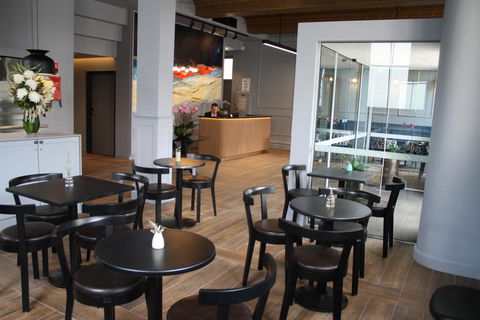 Mrs Banks Hotel - Tweed Heads Accommodation 2