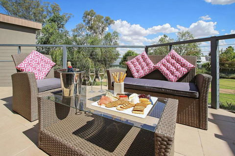 Mulwala Lakeside Townhouse #2 - Tweed Heads Accommodation 0
