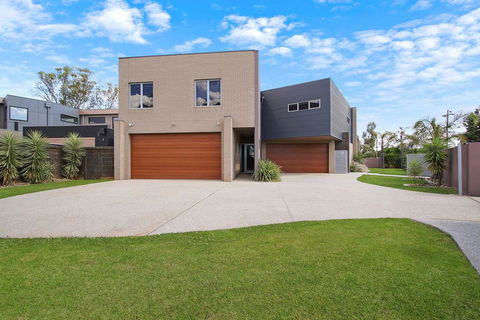 Mulwala Lakeside Townhouse #2 - Tweed Heads Accommodation 3