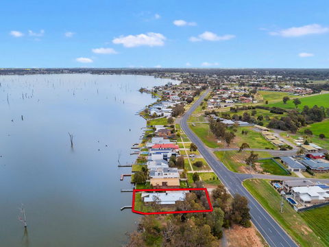 Mulwala Lakeside Waterfront - Tweed Heads Accommodation 2