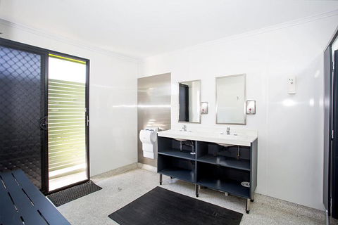 Mycow Accommodation Mackay - Tweed Heads Accommodation 1